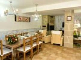 3 bedrooms house with wifi at Castelseras، بيت عطلات في Castelserás