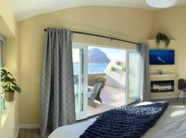 HarborWalk Inn, accessible hotel in Morro Bay