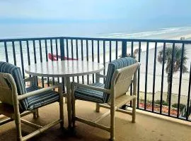 410 - Fourth Floor 1/1 Sleeps 2
