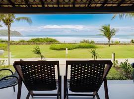 Casa Beira da praia Gerib&aacute; B&uacute;zios , P&eacute; na Areia, hotel a B&uacute;zios