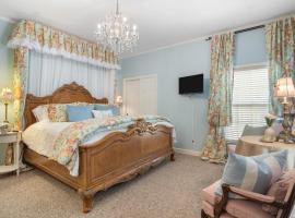 Grand Mansion-Treasured Mist suite!, hotel a Fort Smith