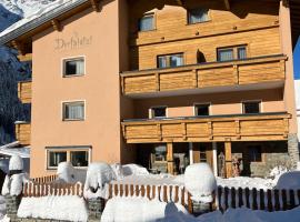 Pension DORFPLATZL Pitztal, hotel v destinaci Plangeross