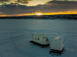 Aurora sled, luxury tent in Karasjok