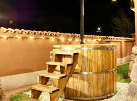 Hot tub cabin at Sacred Valley, hytte i Calca