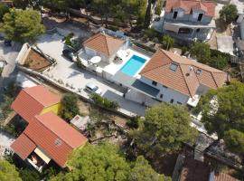 Villa Marumare, hotel in Milna