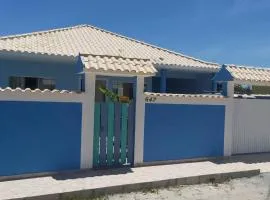 Casa em condomínio fechado em Araruama.