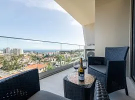 The King Apartment By Sam Houses