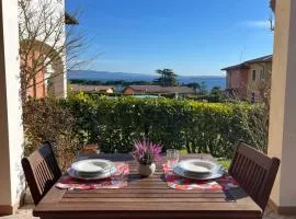 Casa dei Fiori, appartamento Vista lago, Piscina, Parcheggio