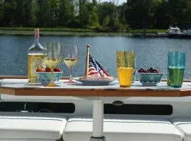 Beautiful Yacht on Catskill Creek
