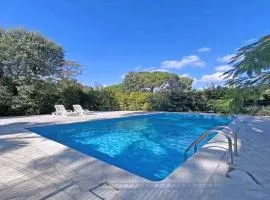 Villa 3 pièces climatisée, terrasse, piscine, proche commerces et centre-ville – Sainte-Maxime - FR-1-780-64
