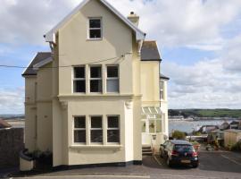 2 Bed in Appledore GABLE, accommodation sa Appledore