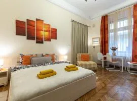 Harmony & Cute - central apartments