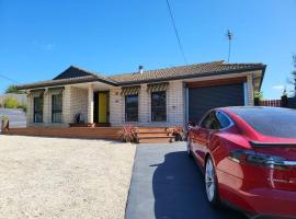 Homely Getaways In Belmont, holiday home in Belmont