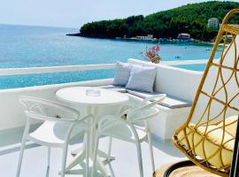 Geo & Art Boutique Hotel Himara, отель в Химаре