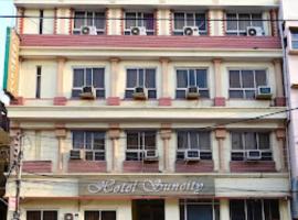 Hotel Suncity Prayagraj, hotel v destinaci Prayagraj