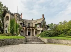 Villa Rocchetta by Halldis