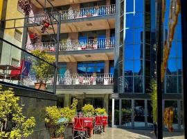 Hotel Elysee, hótel í Tírana