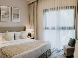 Capital Stay - 2 Bed Apartment- The Address Fujairah, hotel with jacuzzis in Fujairah