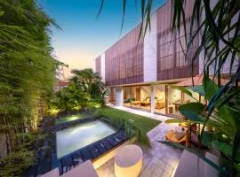 Suku Luxury Private Villa with Premium Jacuzzi