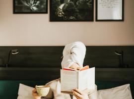 Green Hotel, khách sạn spa ở Inowrocław