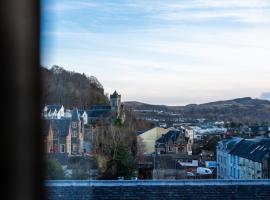 Dalwhinnie Apartment, hotel in Oban