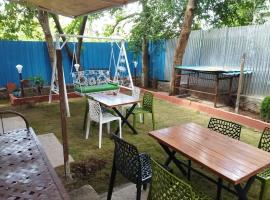 Country Roads Garden Villa, hotel in Poona