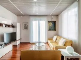 Sestante Apartments by Quokka 360 - A garden in the town centre