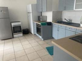 Appart de 5 chambres sur Nancy, hotel em Vandoeuvre-lès-Nancy