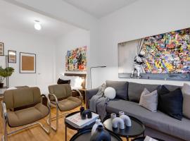 LiV MTL Avenue, hotel i Montreal