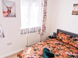 2 Bedrooms House in Ashford, hotel a Kent