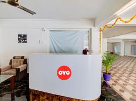 Super OYO Flagship 81926 Hotel MN Stays, hotel a Vijayawāda