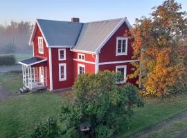 Authentic Scandinavian Log House, vila v destinaci Kalix