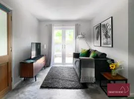 Finchampstead, 1 Bedroom House with garden