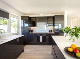 48 Solent View Road, alojamento com cozinha em Seaview