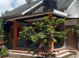 BALE G-SHOQ, country house in Kuta Lombok