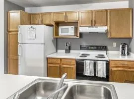 Landing Modern Apartment with Amazing Amenities (ID1403X370)