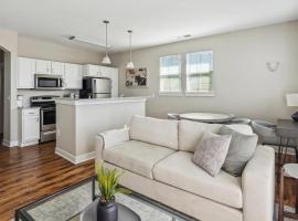 Landing Modern Apartment with Amazing Amenities (ID8519X38), hotel in Fishers