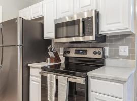 Landing Modern Apartment with Amazing Amenities (ID8521X55), apartment in Fort Worth