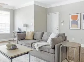 Landing Modern Apartment with Amazing Amenities (ID6915X18)