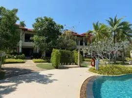 Poolside Luxury Laguna 2-Bed Villa in Cherngtalay