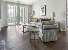 Landing Modern Apartment with Amazing Amenities (ID1375X099)