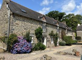 Gite La Haye d'Armor, "Ty'Nid House", hotel in La Tiolais