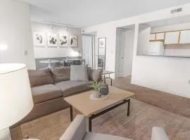Landing Modern Apartment with Amazing Amenities (ID9304X07)