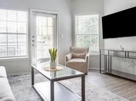 Landing Modern Apartment with Amazing Amenities (ID2103)