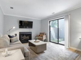 Landing Modern Apartment with Amazing Amenities (ID7684X1), leilighet i Lexington