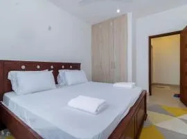 Elegant and Classy one bedroom with a seaview pool and less than 3min walk to the beach