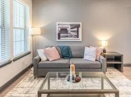 Landing Modern Apartment with Amazing Amenities (ID2099X08)