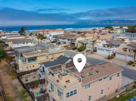 2 min walk to beach! Large Home! Rooftop Deck!, familjehotell i Oceano