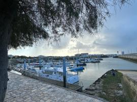 Bungalow &icirc;le D'oleron، بنغل في لا كوتينيير