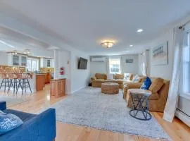 Downtown Ogunquit Home 1 Mi to Beach!